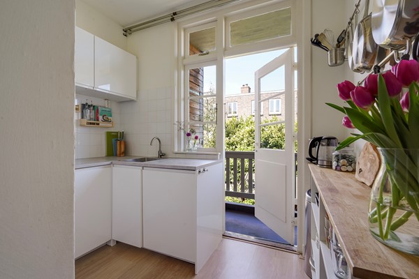 Medium property photo - Hugo de Grootstraat 272, 2613 VB Delft